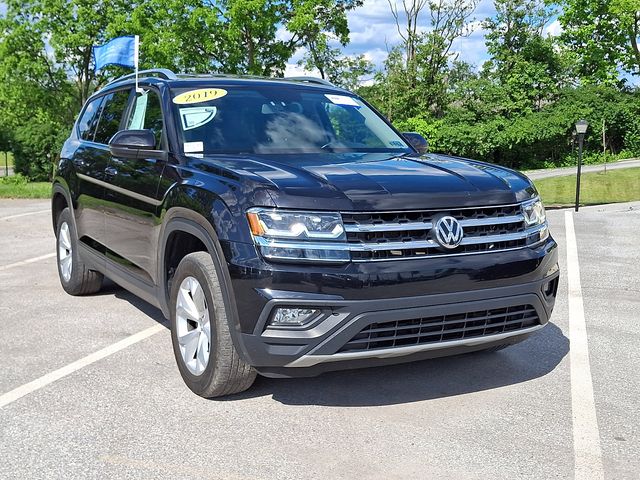 Certified 2019 Volkswagen Atlas SE with VIN 1V2LR2CA5KC590800 for sale in Exton, PA