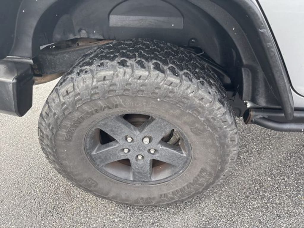 Used 2016 Jeep Wrangler Unlimited Black Bear SUV