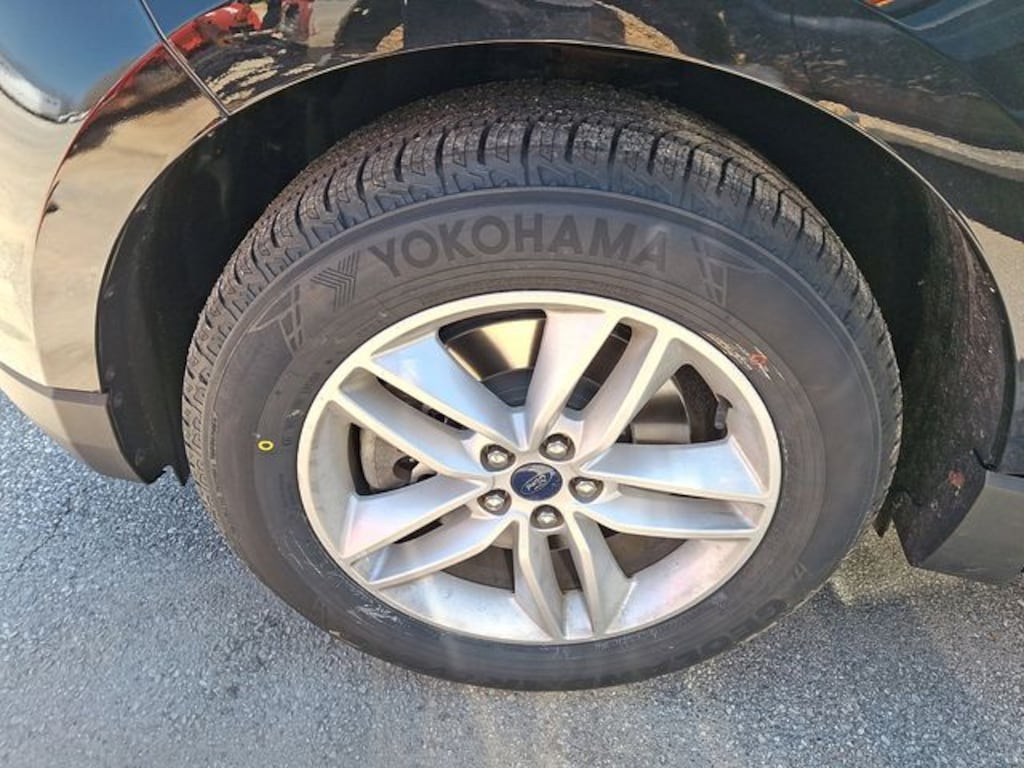 Certified 2017 Ford Edge SEL SUV