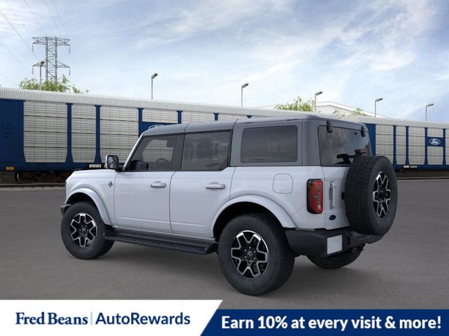 2025 Ford Bronco Outer Banks photo 4