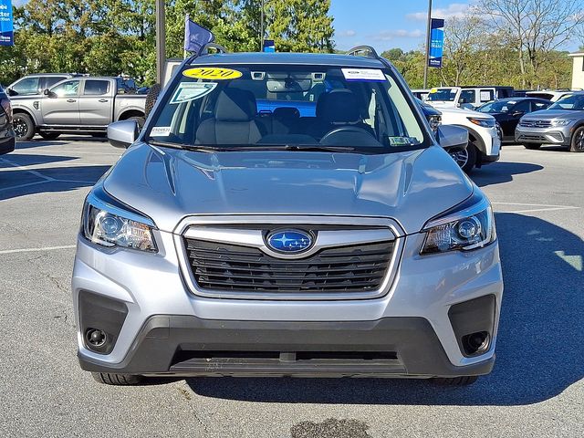 2020 Subaru Forester Premium photo 3
