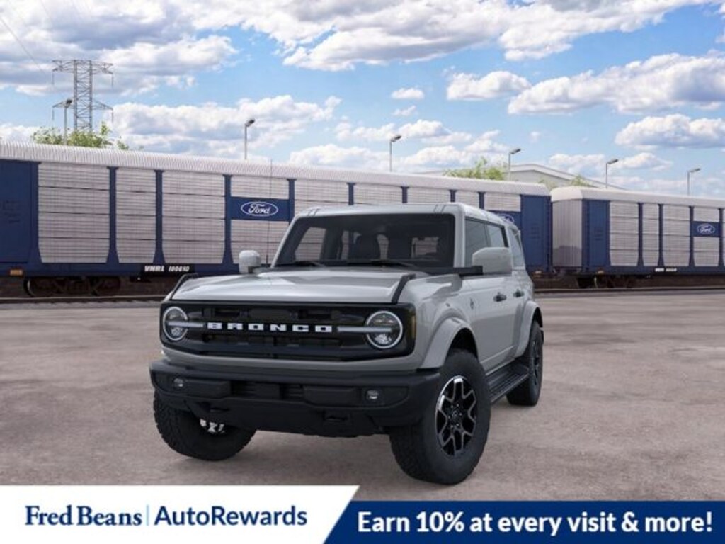 New 2026 Ford Bronco Outer Banks SUV