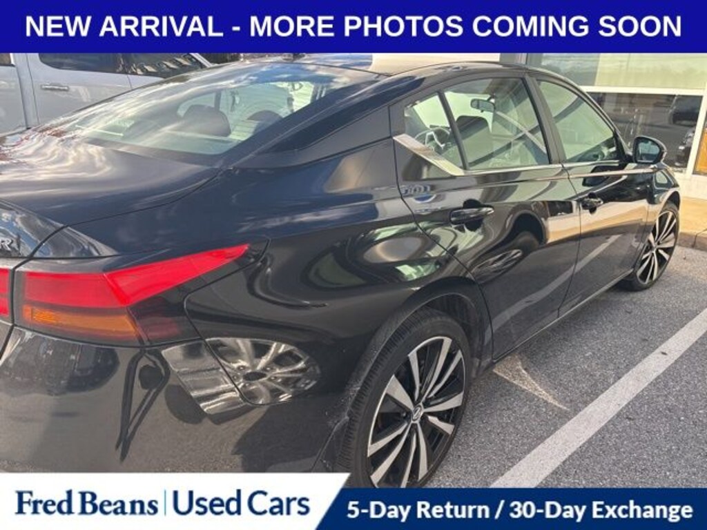 Used 2019 Nissan Altima 2.5 SR Sedan