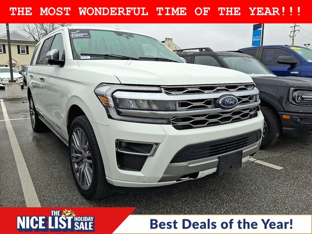 2022 Ford Expedition Platinum's photo