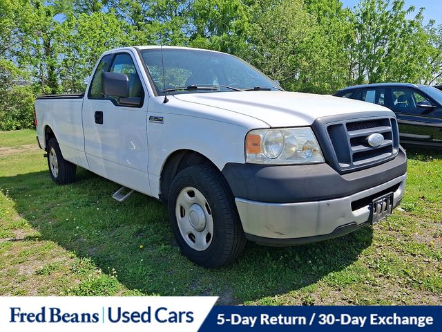 2006 Ford F-150 STX Regular Cab 126-in Styleside's photo