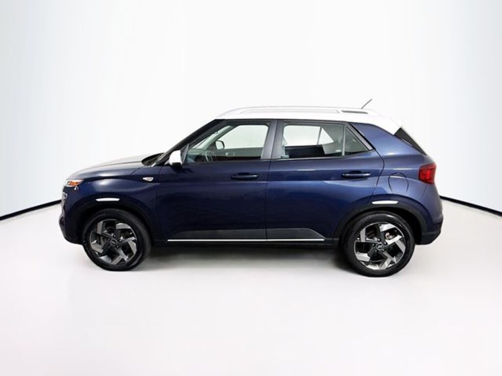 Used 2024 Hyundai Venue Limited SUV