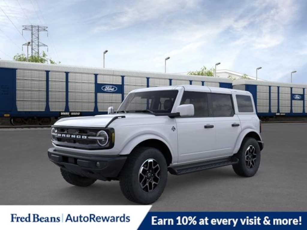 New 2026 Ford Bronco Outer Banks SUV