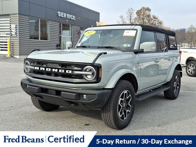 2022 Ford Bronco Outer Banks photo 4