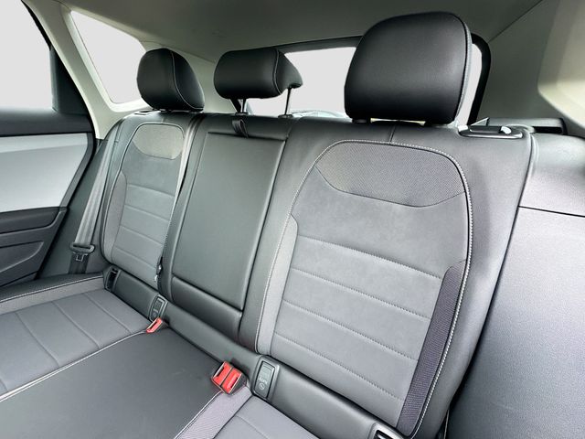 2022 Volkswagen Taos SE - Photo 31
