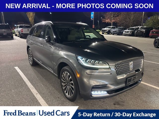 2021 Lincoln Aviator Reserve's photo