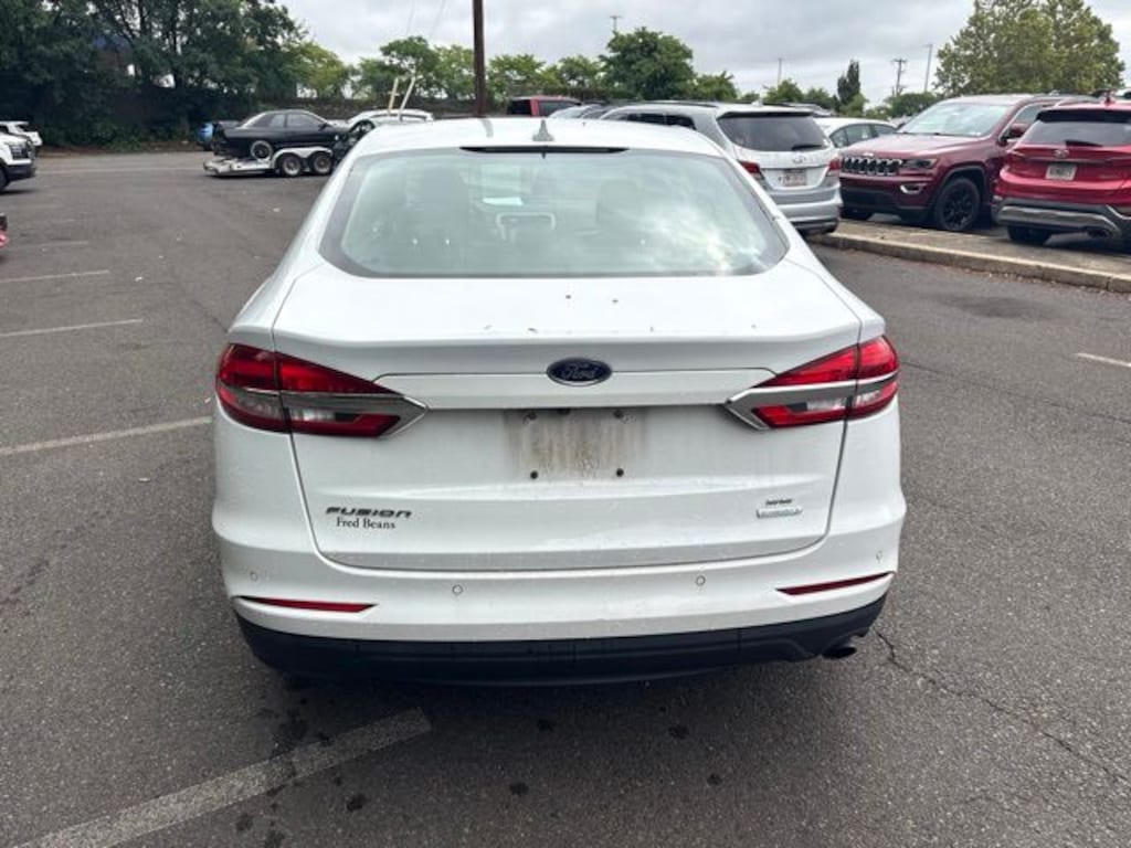 Used 2020 Ford Fusion SE Sedan