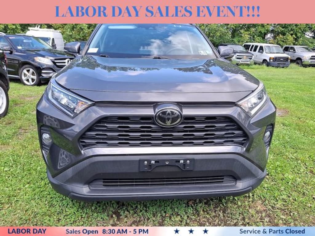 Used 2021 Toyota RAV4 XLE SUV