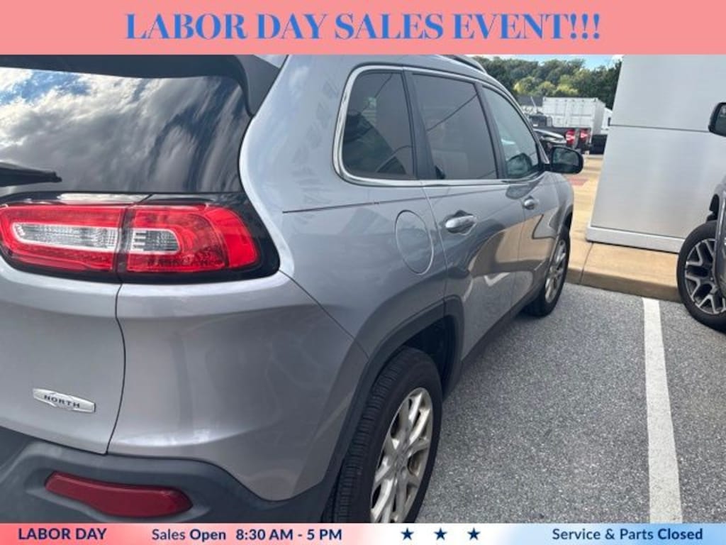 Used 2017 Jeep Cherokee Latitude SUV