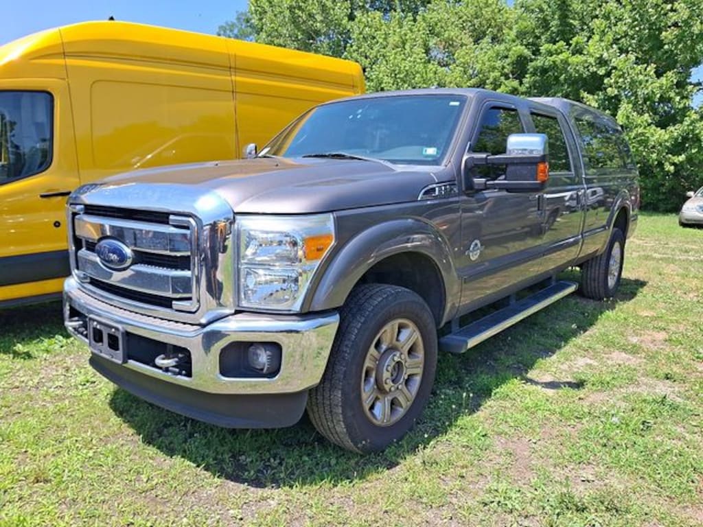Used 2013 Ford F-250SD Lariat Truck Crew Cab
