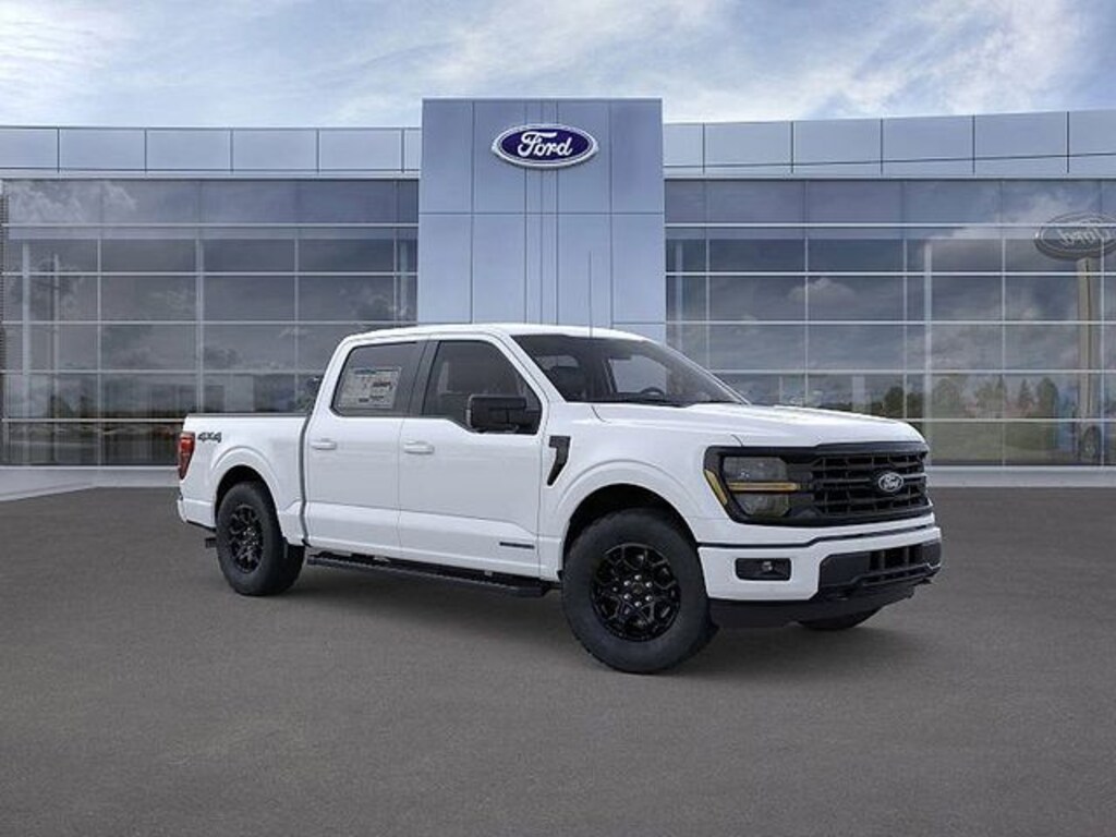 New 2025 Ford F-150 XLT Truck SuperCrew Cab