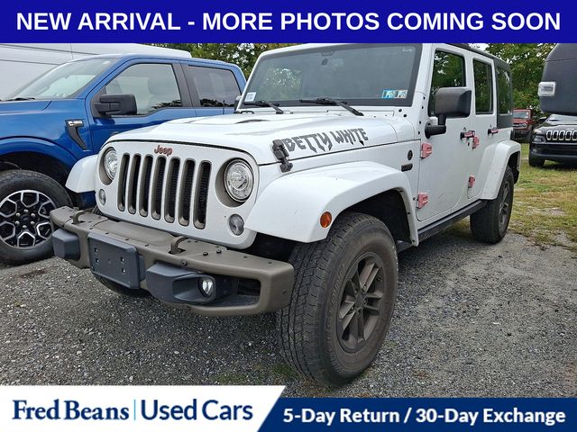 2017 Jeep Wrangler Unlimited Sahara photo 2