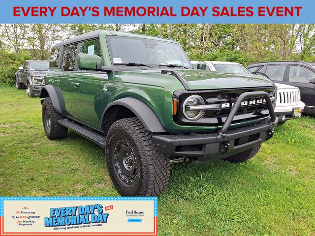 2024 Ford Bronco Outer Banks 4x4's photo