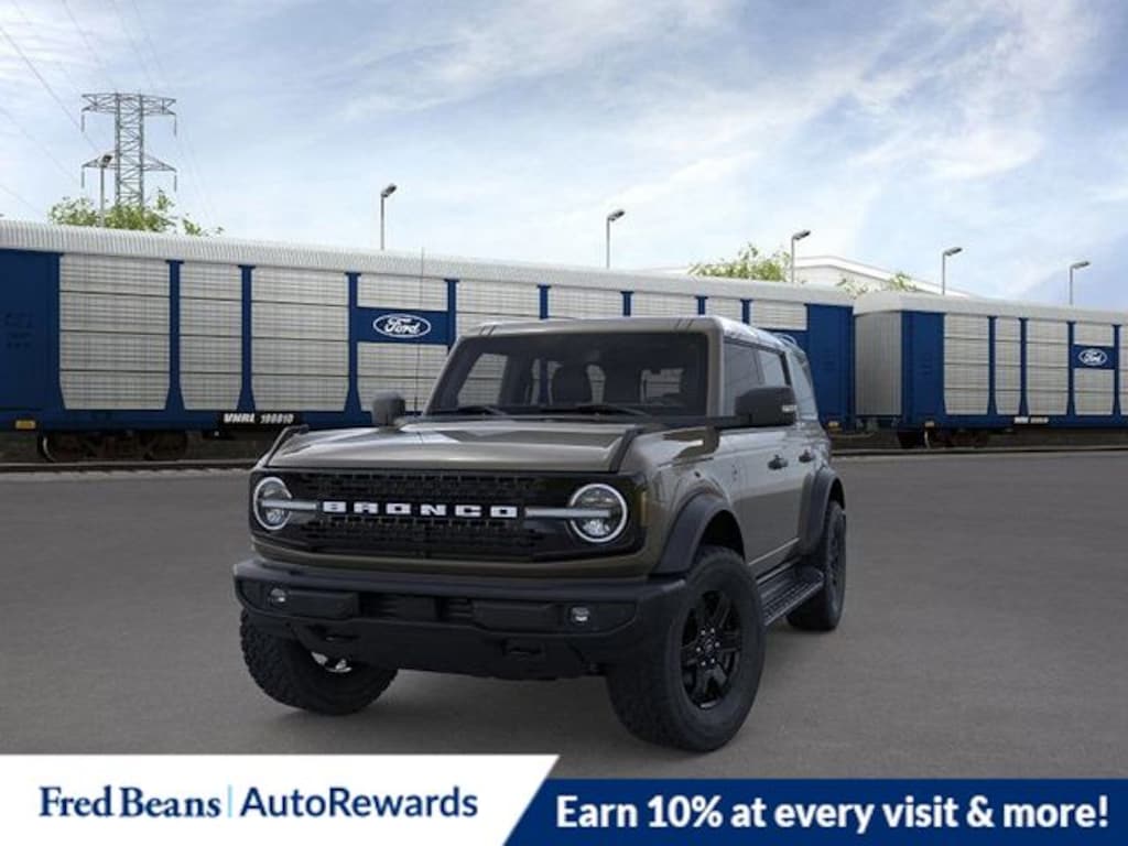 New 2025 Ford Bronco Outer Banks SUV