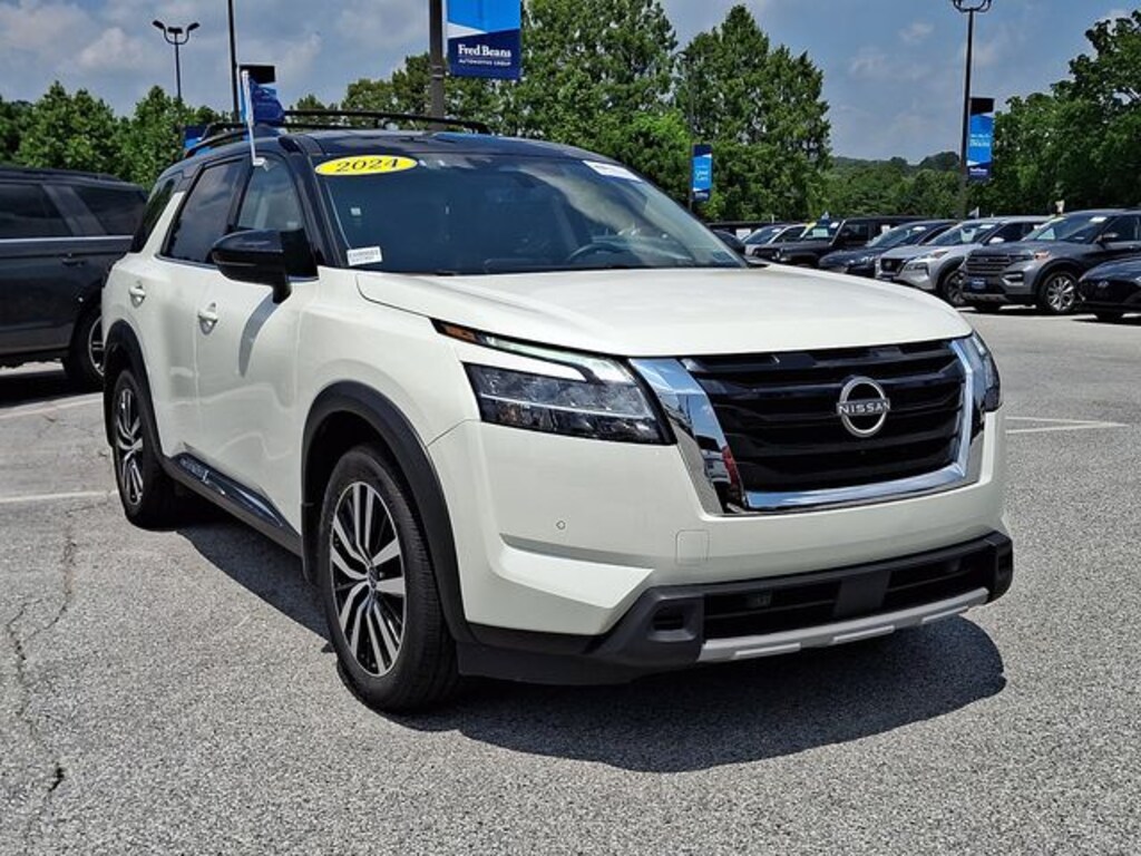 Certified 2024 Nissan Pathfinder Platinum SUV
