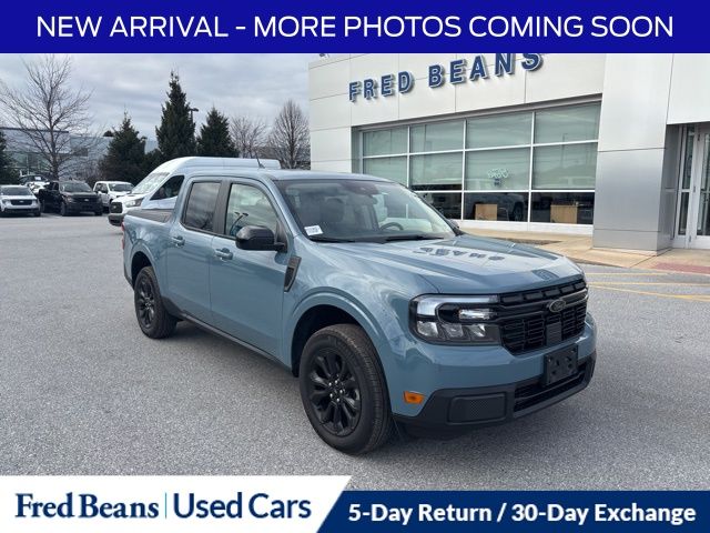 2023 Ford Maverick Lariat's photo