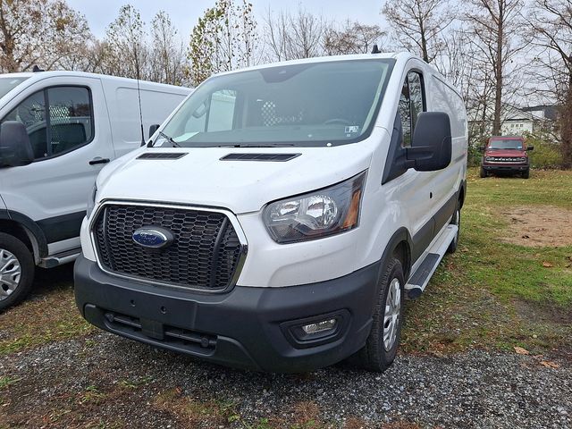 2023 Ford Transit photo 2