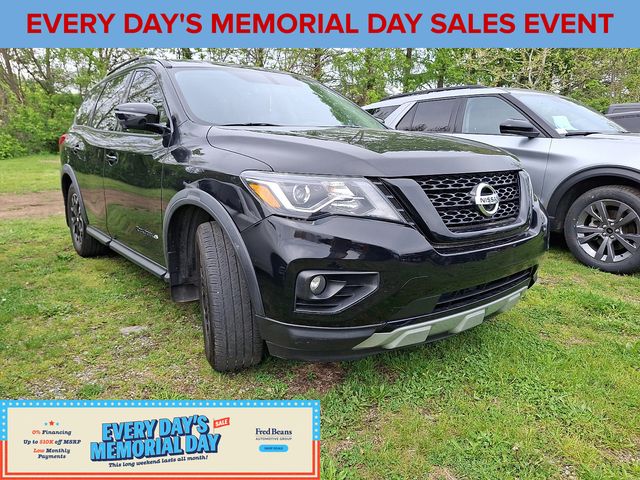 2020 Nissan Pathfinder SL 4WD's photo