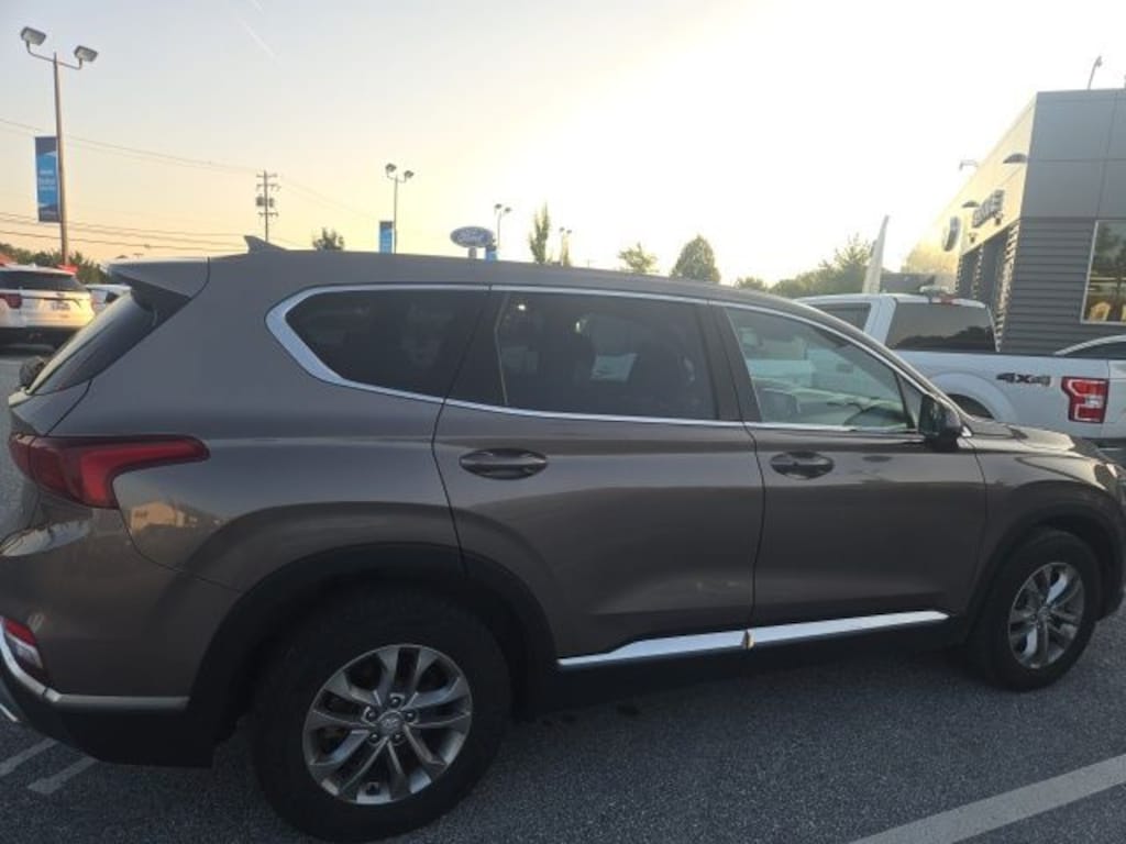 Used 2019 Hyundai Santa Fe SEL SUV