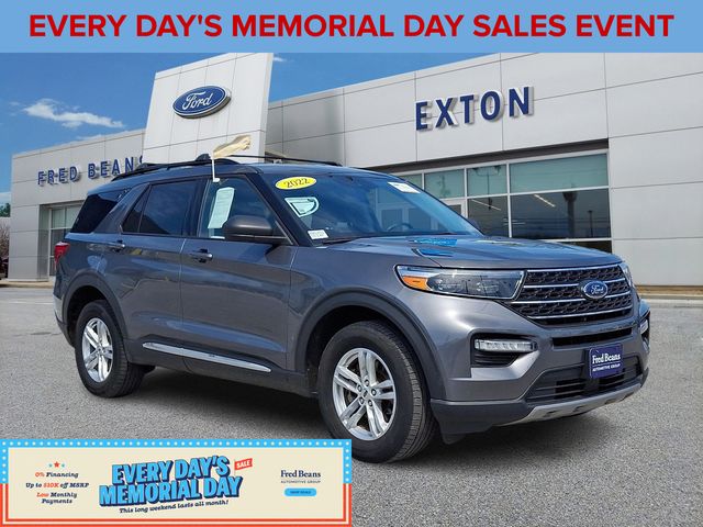 2022 Ford Explorer XLT 4WD's photo