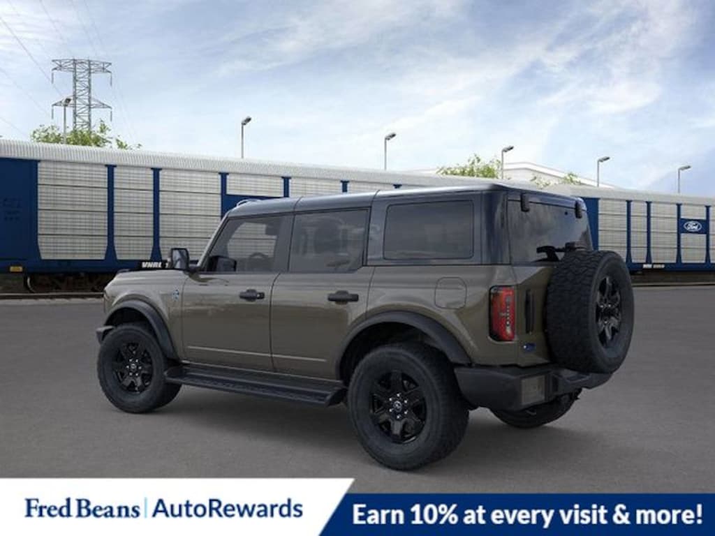New 2025 Ford Bronco Outer Banks SUV
