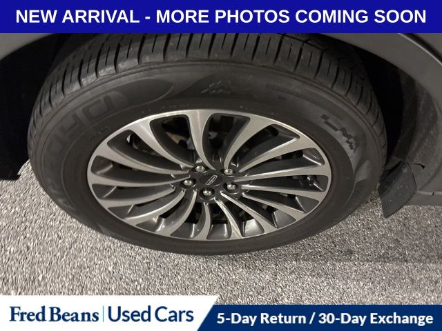 2021 Lincoln Aviator Reserve photo 3