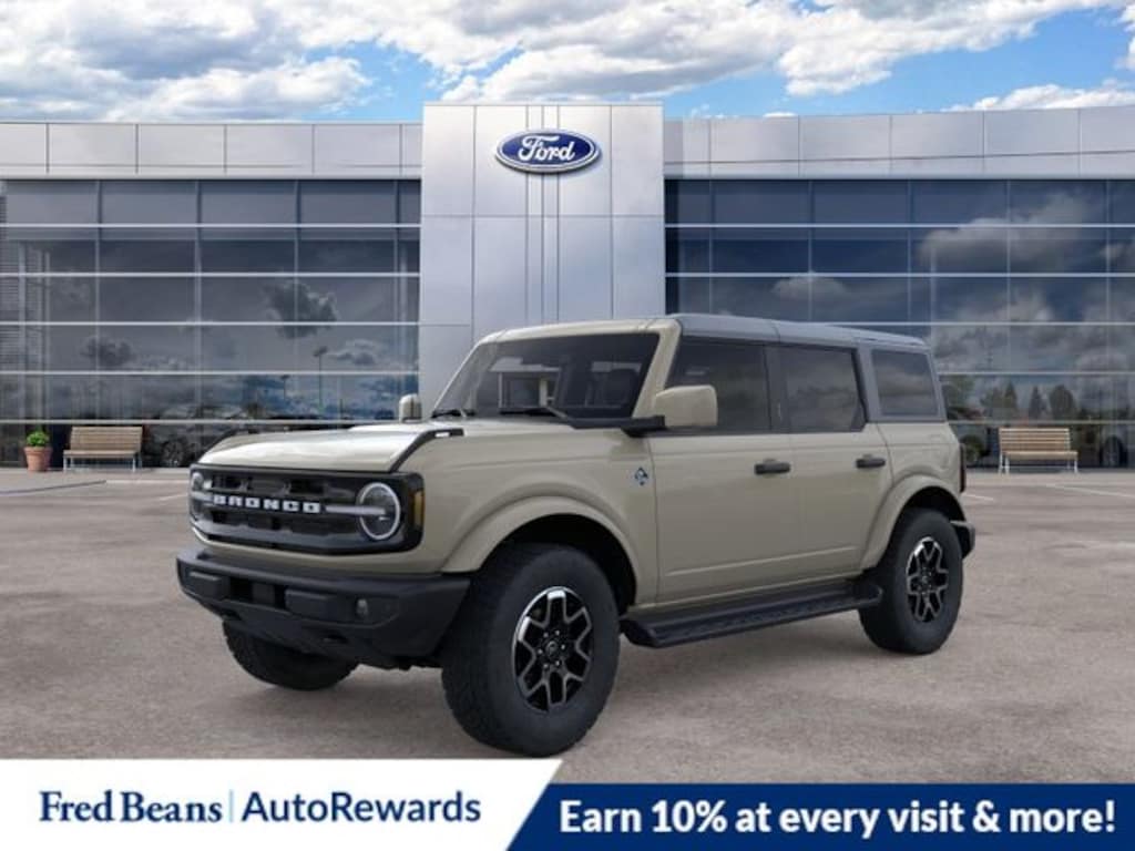 New 2026 Ford Bronco Outer Banks SUV