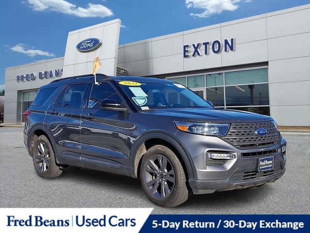 2022 Ford Explorer XLT's photo
