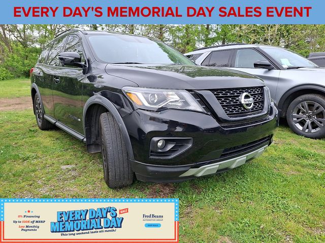 2020 Nissan Pathfinder SL 4WD's photo