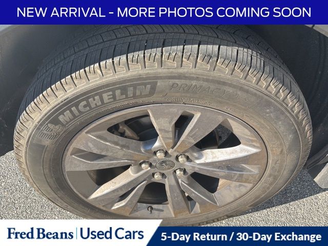 2022 Ford Explorer XLT photo 3