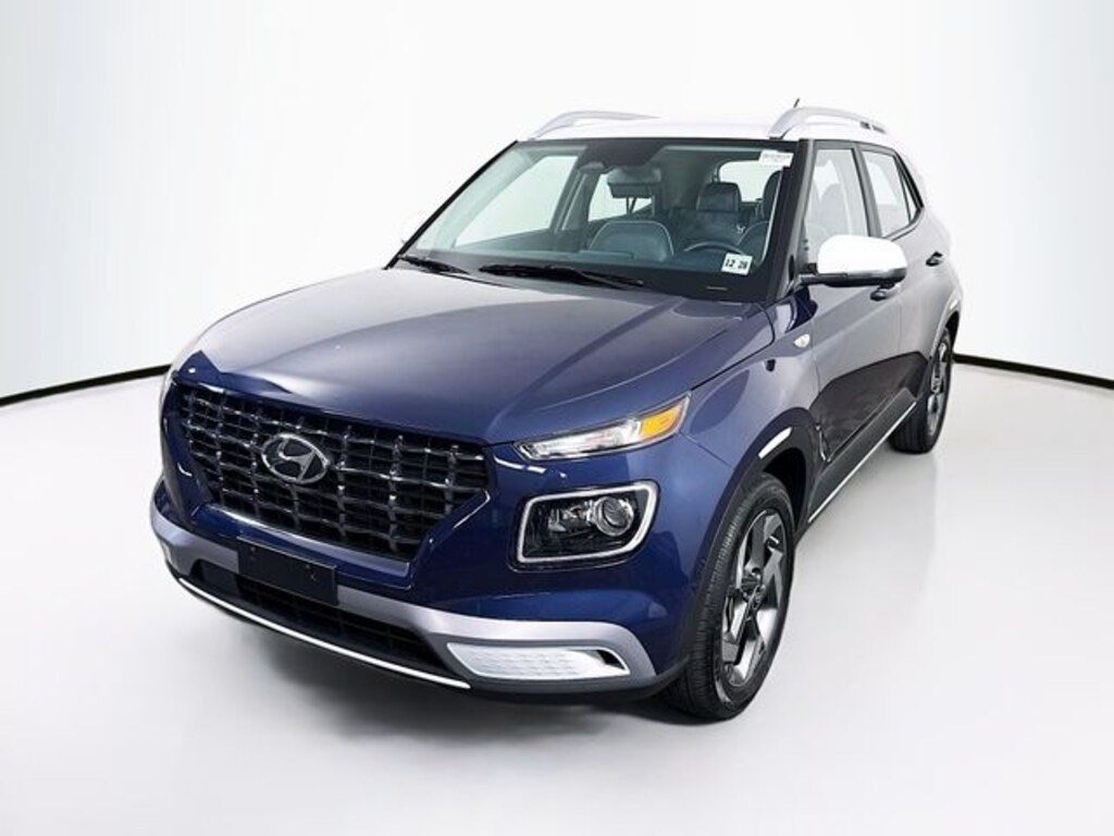 Used 2024 Hyundai Venue Limited SUV