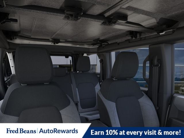 2025 Ford Bronco 4-Door Base - Photo 16