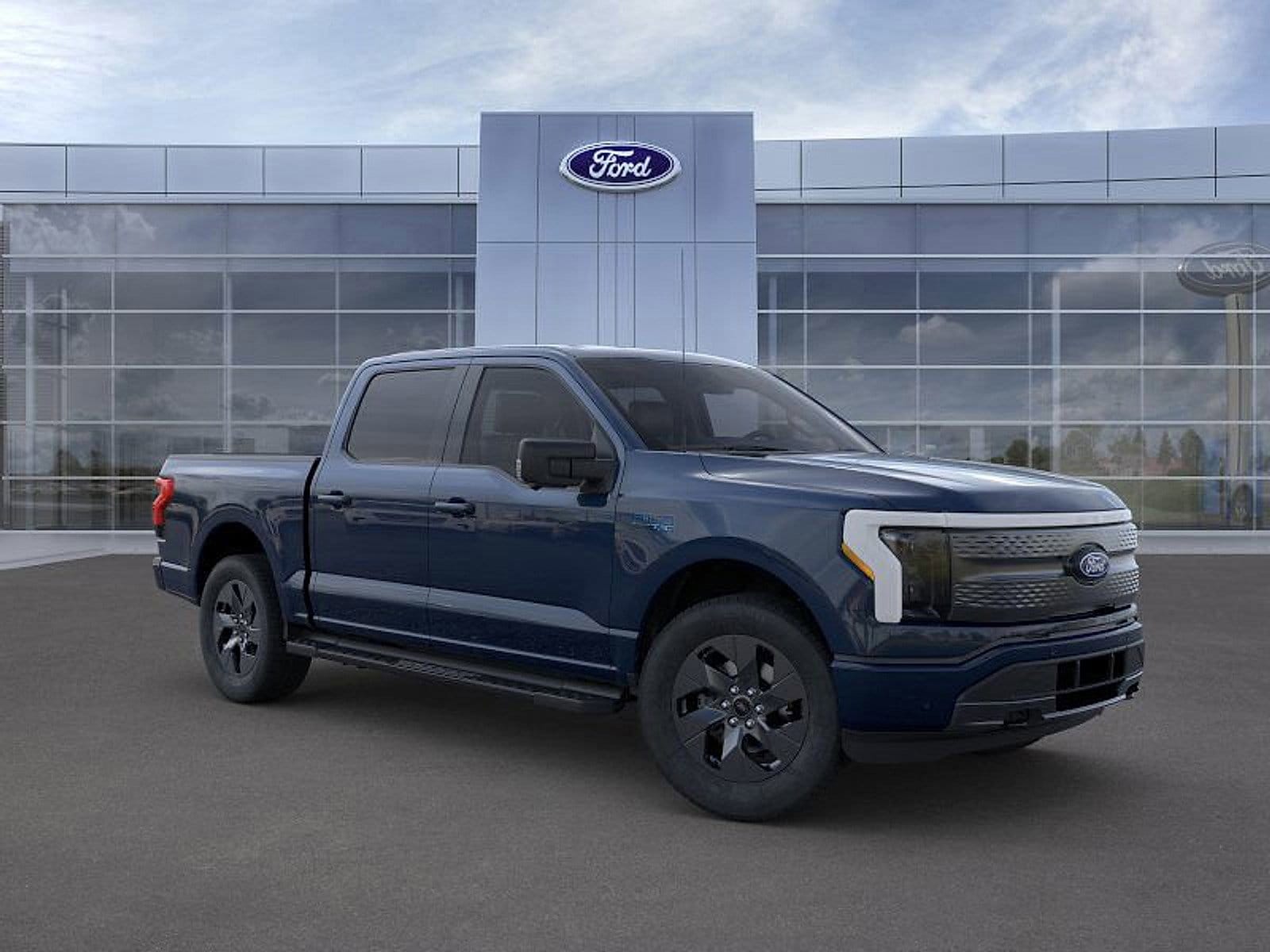 2025 Ford F-150 Lightning Flash's photo