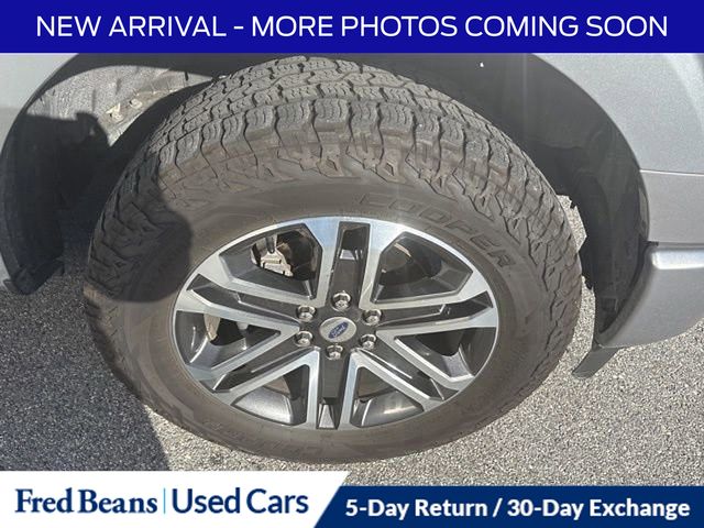 2023 Ford F-150 XL photo 2