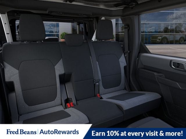 2025 Ford Bronco 4-Door Base - Photo 15
