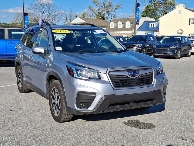 2020 Subaru Forester Premium photo 2