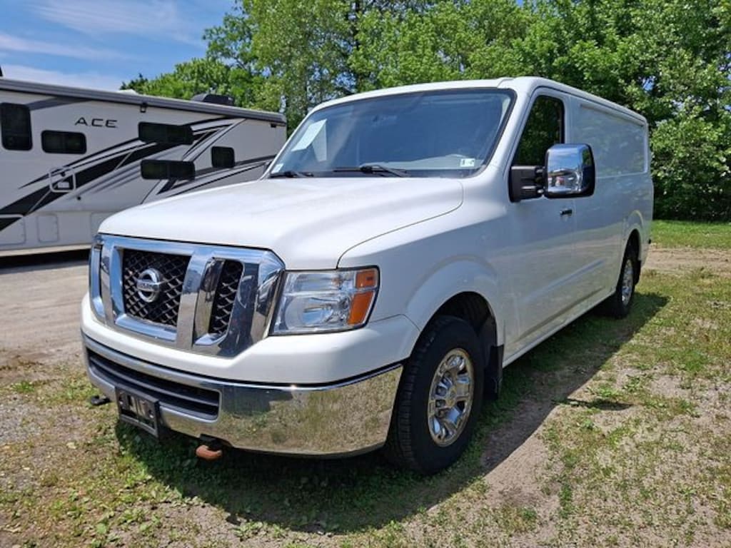 Used 2015 Nissan NV2500 HD SL Van Cargo Van