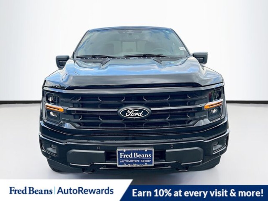 New 2025 Ford F-150 XLT Truck SuperCrew Cab