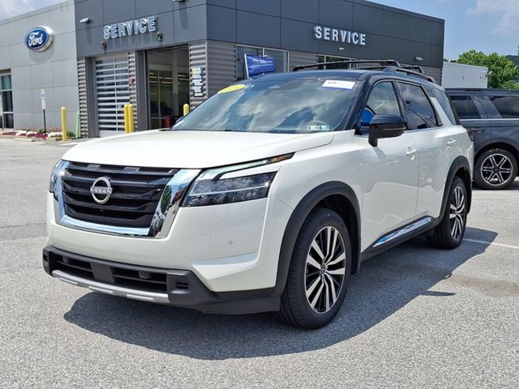 Certified 2024 Nissan Pathfinder Platinum SUV