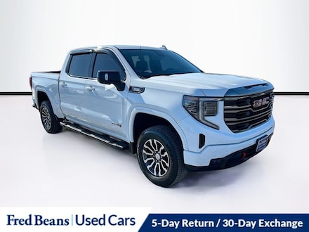 2022 GMC Sierra 1500 AT4 Crew Cab Short Bed Truck