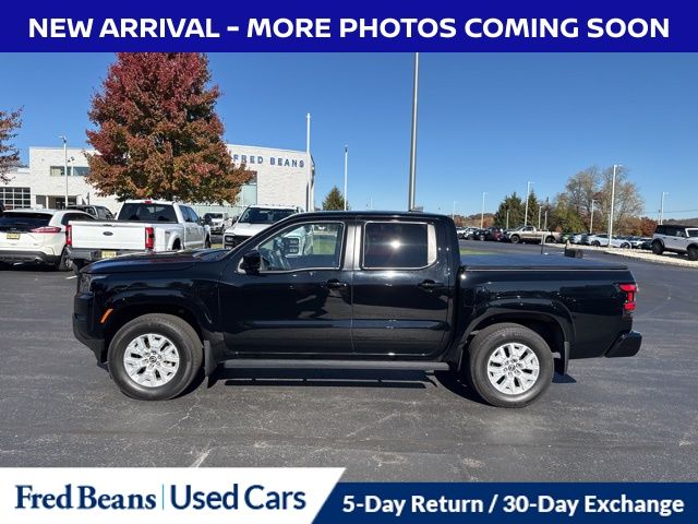 2022 Nissan Frontier SV Crew Cab photo 4