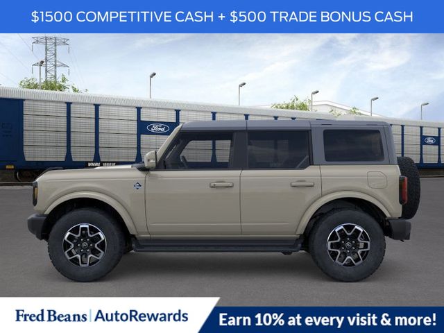 2025 Ford Bronco Outer Banks photo 3