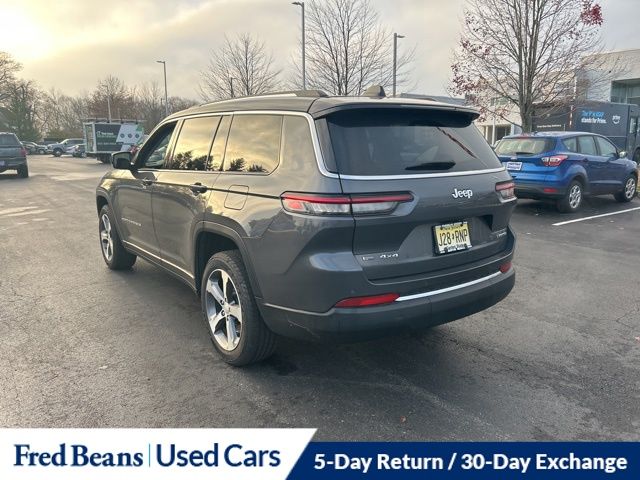 2023 Jeep Grand Cherokee Limited photo 3