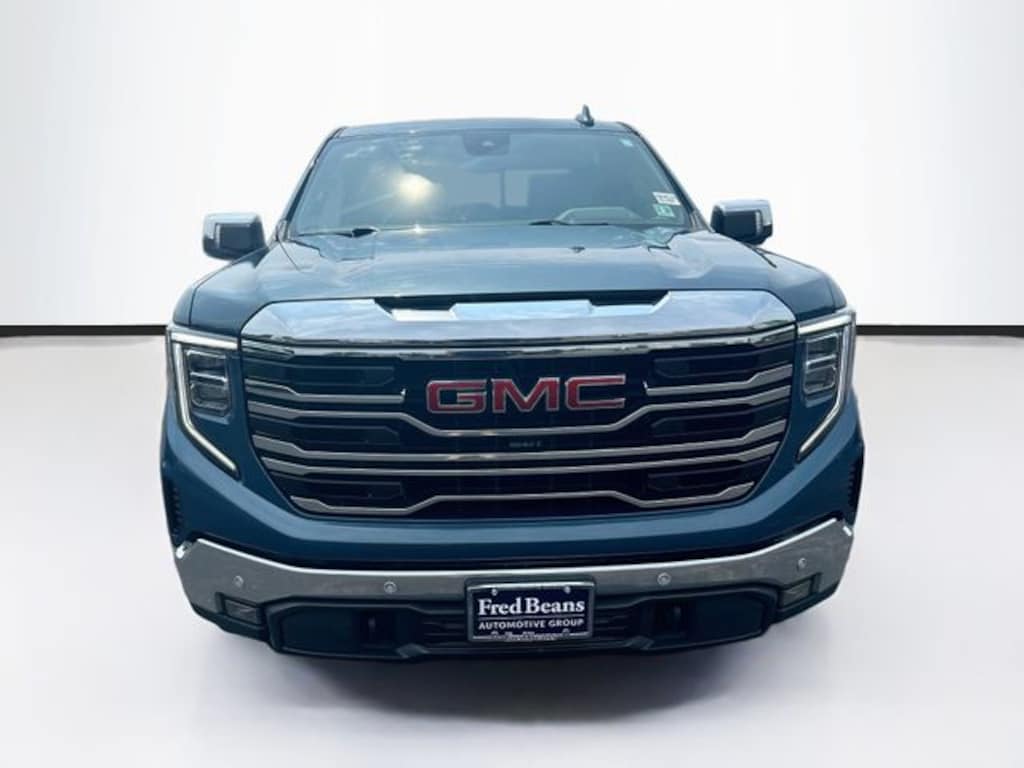 Used 2024 GMC Sierra 1500 SLT Crew Cab Short Bed Truck