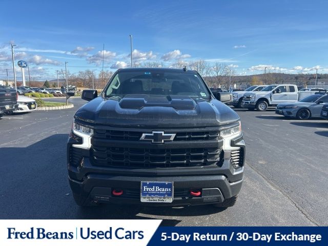 2023 Chevrolet Silverado 1500 LT Trail Boss photo 2