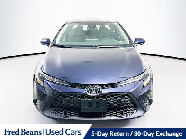 2022 Toyota Corolla LE photo 2
